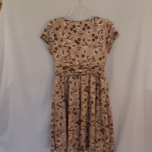 Womans Dress - Picture 5 of 5